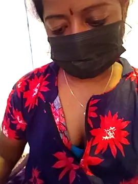 Snapshot of Tamil_Ponnu_Riya chatting on 11, 5, 2026 Tamil Ponnu Riya online show from 11, 5, 2026