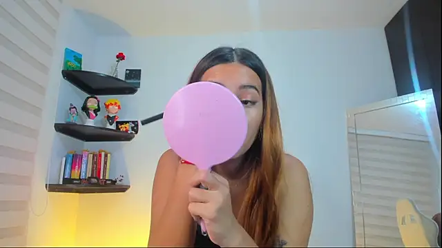 Snapshot of kittyrush_ chatting on 16, 11, 2025 kittyrush online show from 16, 11, 2025