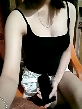 Katy68 online show from 4, 12, 2025