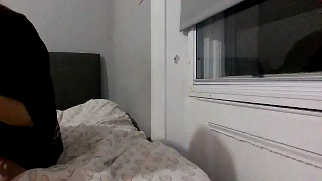 Scouse Lexi online show from 22, 12, 2025