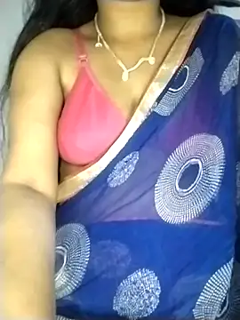 Snapshot of strip_queennn chatting on 24, 2, 2026 strip queennn online show from 24, 2, 2026