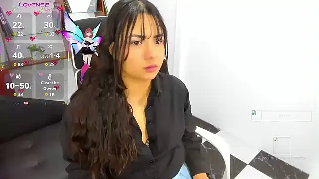 Snapshot of OrianaGarcia69 chatting on 17, 10, 2025 OrianaGarcia69 online show from 17, 10, 2025