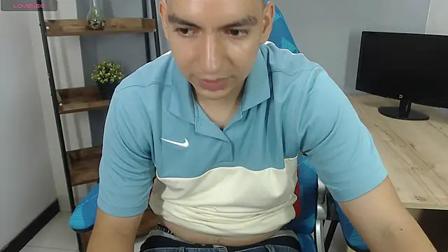 Snapshot of Axel_Stones_ chatting on 18, 10, 2025 Axel Stones online show from 18, 10, 2025