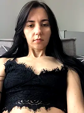 oliviya mur online show from 20, 10, 2025