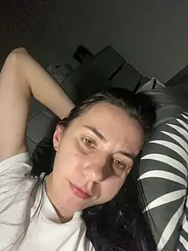 oliviya mur online show from 25, 11, 2025