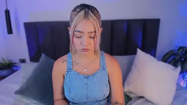 Snapshot of AilanaCortes chatting on 2, 3, 2026 AilanaCortes online show from 2, 3, 2026