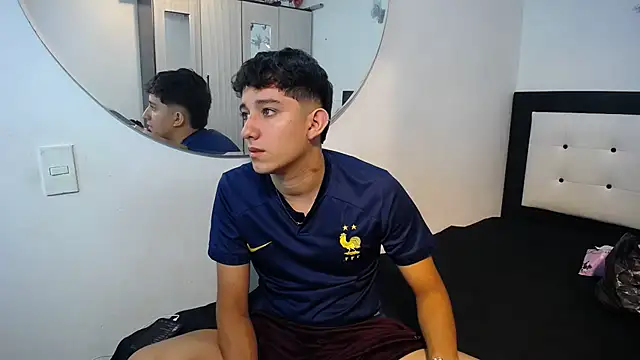 Dravith Valery online show from 3, 12, 2025