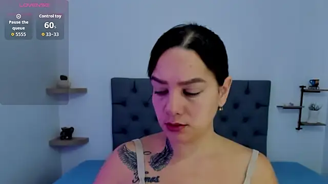 Saraarouusee online show from 19, 1, 2026