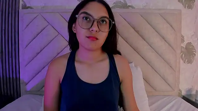 Snapshot of Lexy-Sweet1 chatting on 5, 11, 2025 Lexy-Sweet1 online show from 5, 11, 2025