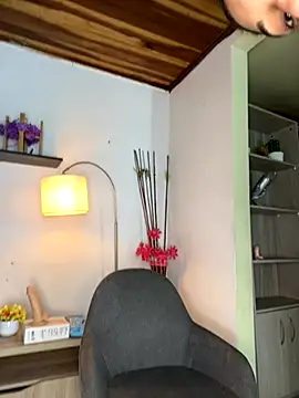 Snapshot of Meggie_ chatting on 21, 10, 2025 Meggie online show from 21, 10, 2025