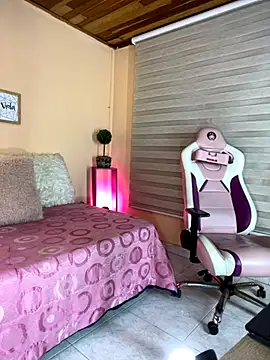 Snapshot of Meggie_ chatting on 21, 11, 2025 Meggie online show from 21, 11, 2025