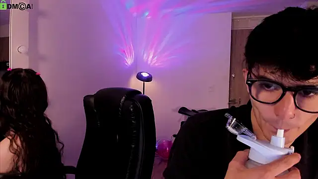 Mikeyvioleta  online show from 17, 3, 2026