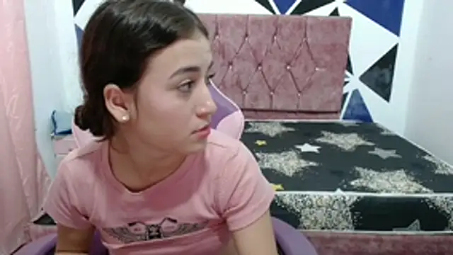 scarleth18 online show from 2, 12, 2025