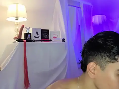 Yamilk101 online show from 8, 11, 2025