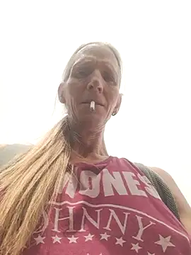 Snapshot of Cheryl_F chatting on 8, 6, 2026 Cheryl F online show from 8, 6, 2026