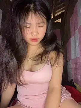 Snapshot of bumbaba chatting on 2, 12, 2025 bumbaba online show from 2, 12, 2025