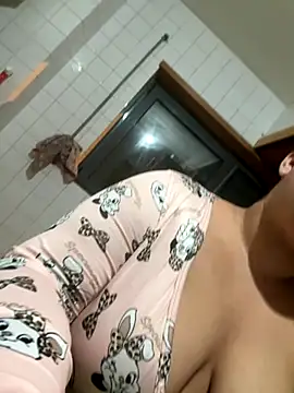 menina coimbrinha online show from 18, 10, 2025