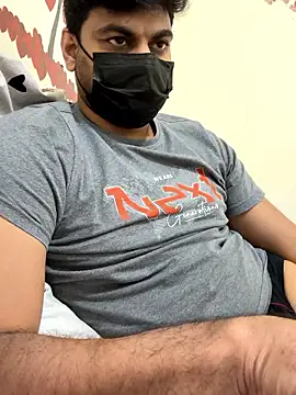 Handsome8677 online show from 13, 1, 2026