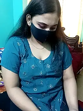 Snapshot of Porimoni22 chatting on 4, 2, 2026 Porimoni22 online show from 4, 2, 2026