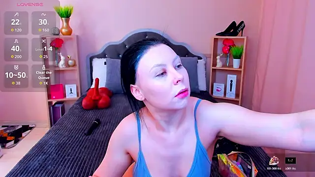 ChloeBrut online show from 10, 11, 2025