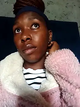 sexysmalldaily04 online show from 4, 11, 2025