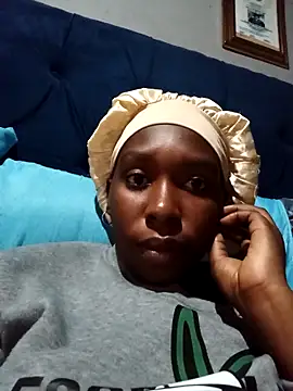 sexysmalldaily04 online show from 14, 12, 2025