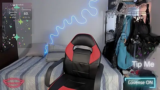 Lyric Mirage online show from 4, 11, 2025