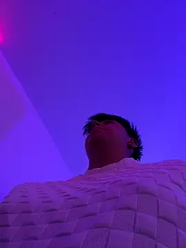 Snapshot of LiamSmith_1 chatting on 28, 10, 2025 LiamSmith 1 online show from 28, 10, 2025