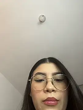 Julietalcl online show from 20, 4, 2026