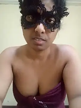 Snapshot of VeronicaPatel chatting on 1, 11, 2025 VeronicaPatel online show from 1, 11, 2025