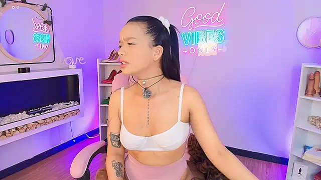 Miss koko  online show from 2, 12, 2025