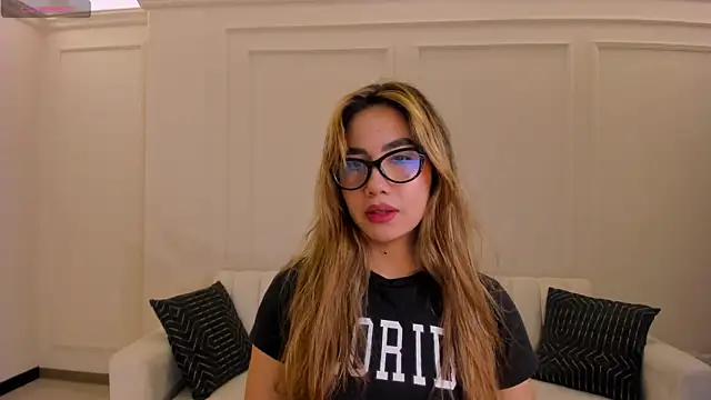 AnnieMonroe1 online show from 28, 2, 2026