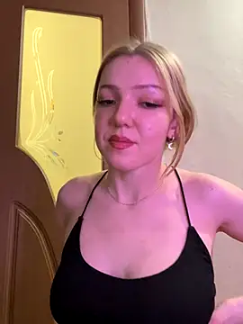 Snapshot of AlexandraXKitty chatting on 17, 11, 2025 AlexandraXKitty online show from 17, 11, 2025