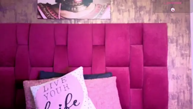 Snapshot of camila__bouzas chatting on 12, 2, 2026 camila bouzas online show from 12, 2, 2026