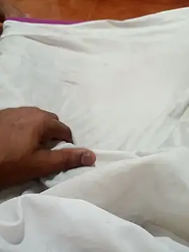 Snapshot of bullamon6549 chatting on 29, 10, 2025 bullamon6549 online show from 29, 10, 2025