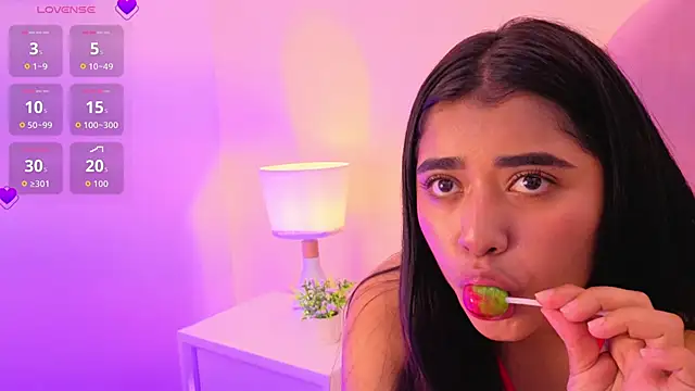 Snapshot of Sophiia_77 chatting on 21, 11, 2025 Sophiia 77 online show from 21, 11, 2025