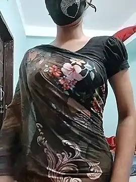 Snapshot of Ratri-Biswas chatting on 5, 6, 2026 Ratri-Biswas online show from 5, 6, 2026