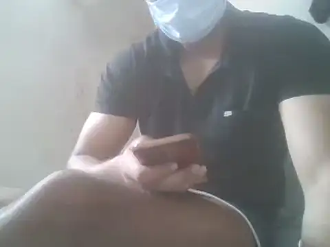 Snapshot of hotgymboy1 chatting on 17, 10, 2025 hotgymboy1 online show from 17, 10, 2025