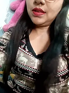 Vanshika1432 online show from 18, 11, 2025