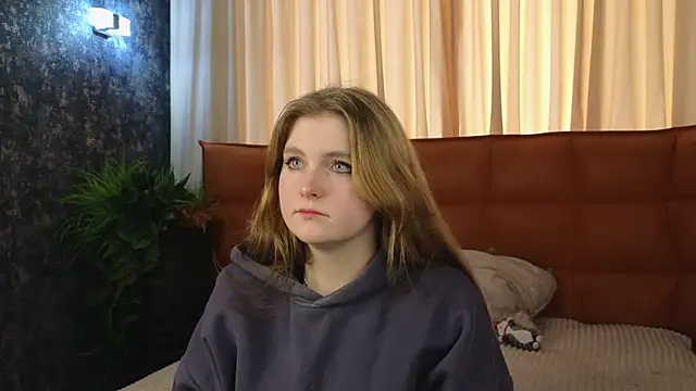 NightSaffron online show from 25, 11, 2025