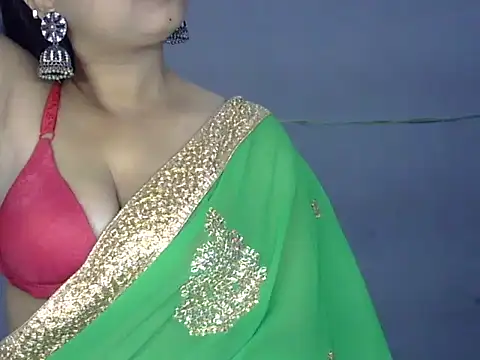 Snapshot of ANKITA_THAKUR chatting on 8, 11, 2025 ANKITA THAKUR online show from 8, 11, 2025