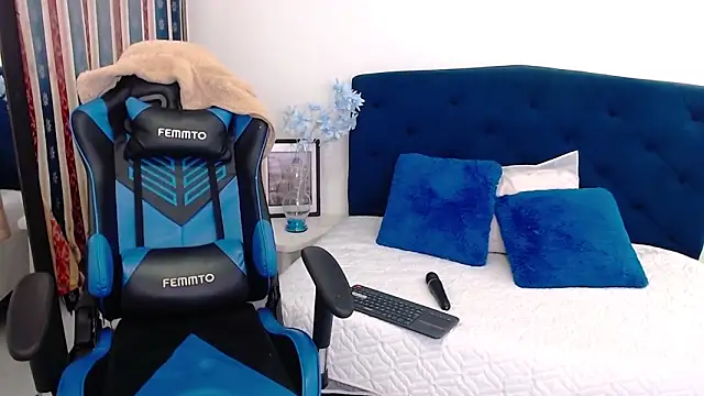 Snapshot of Scarlett_Glows1 chatting on 22, 10, 2025 Scarlett Glows1 online show from 22, 10, 2025