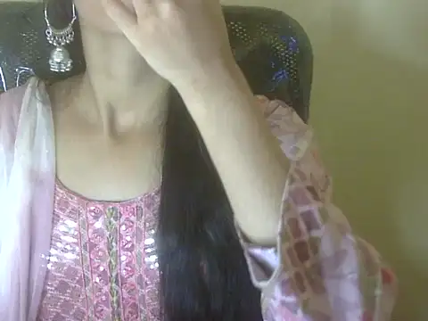 Snapshot of Shezi_N chatting on 22, 10, 2025 Shezi N online show from 22, 10, 2025