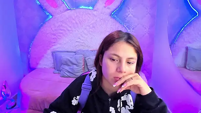 valentina clk online show from 1, 3, 2026