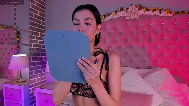 TanyaBello online show from 8, 4, 2026