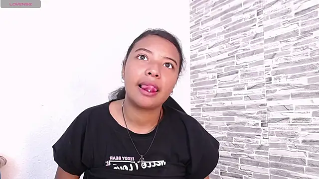 Zoe Rider online show from 12, 11, 2025