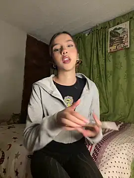 Snapshot of MiaaCute- chatting on 27, 7, 2026 MiaaCute- online show from 27, 7, 2026