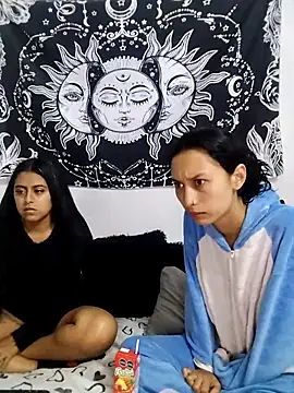 emily n abby online show from 14, 4, 2026