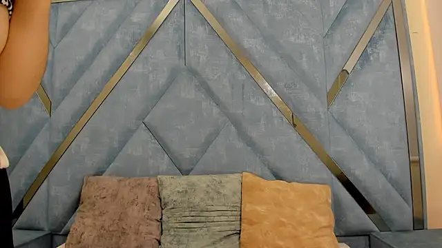 talialadyx online show from 27, 2, 2026