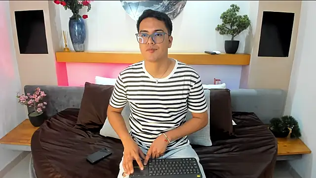 JohnBelRose online show from 19, 12, 2025